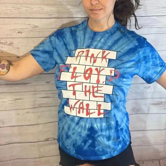 Blue Tie Dye Pink‎ Floyd The Wall Shirt - Picture 1 of 3